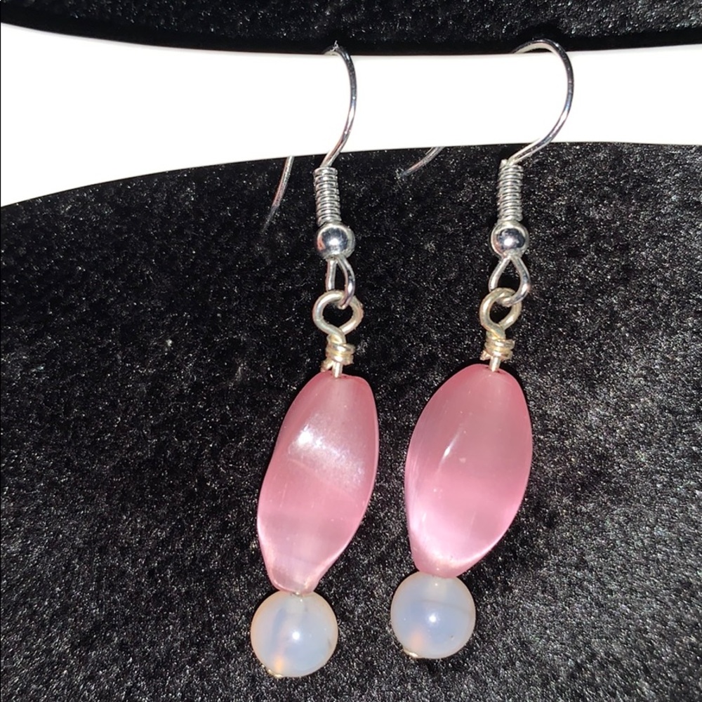 🌸New HANDMADE pink glass earrings🌸